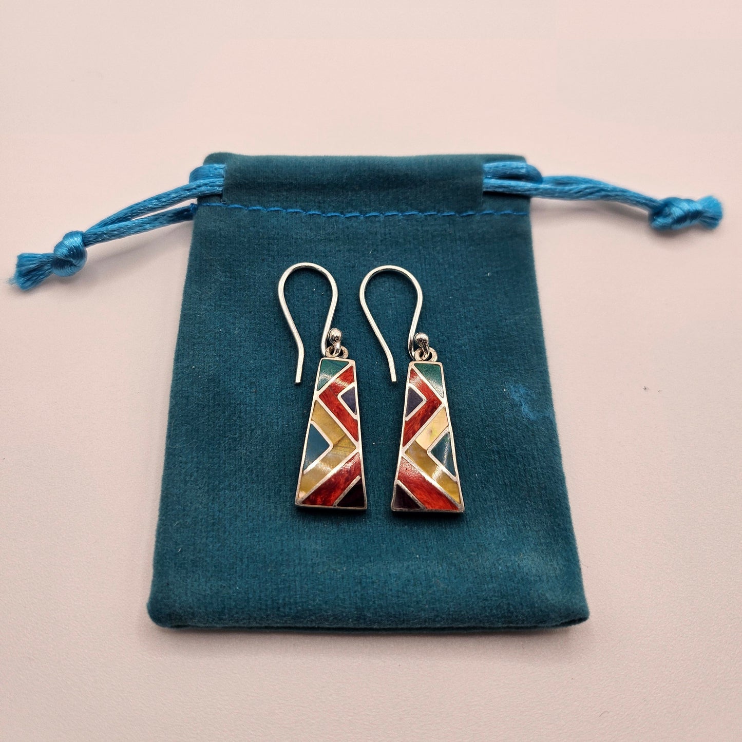 Pendientes Amaru